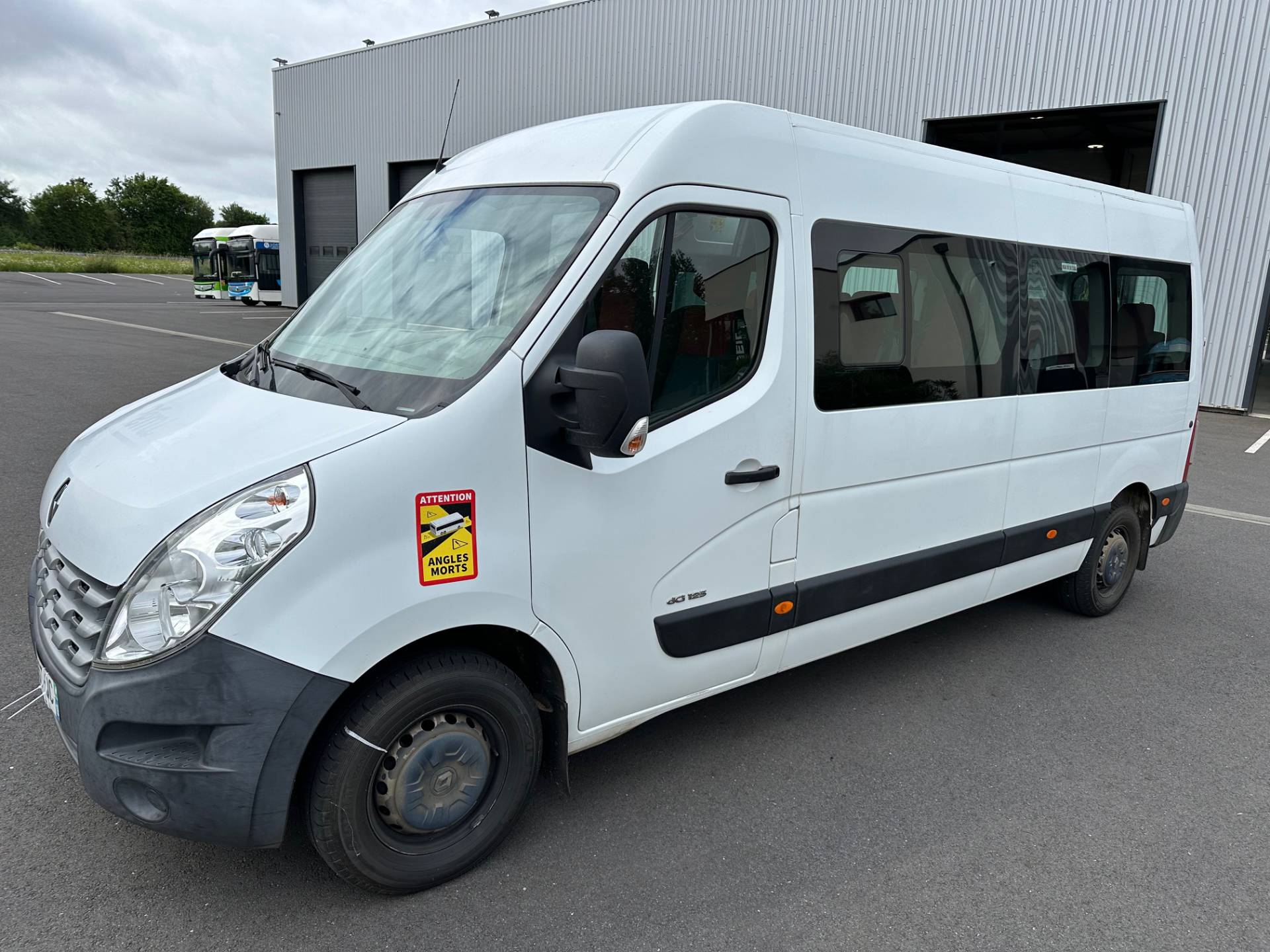 RENAULT MASTER;