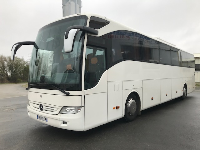 853 (2)