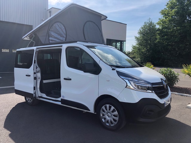 VAN TREK 4 - 402